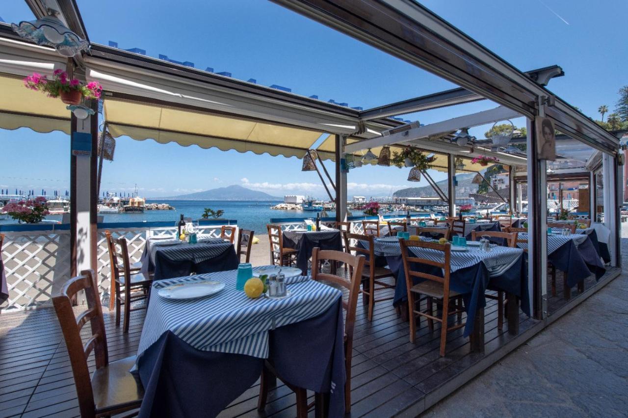 Suitevesuvio Holiday home *