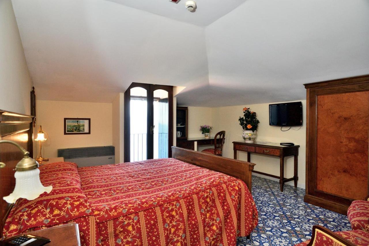 Hotel La Tonnarella