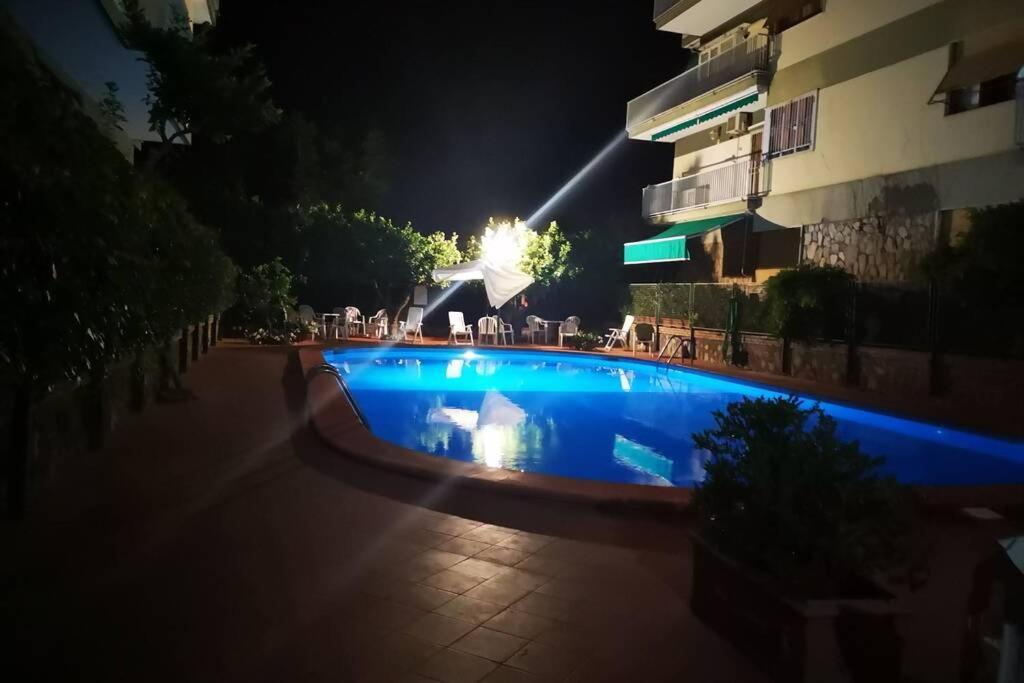 Appartamento Super Attico Vista Mare Con Piscina Sorrento