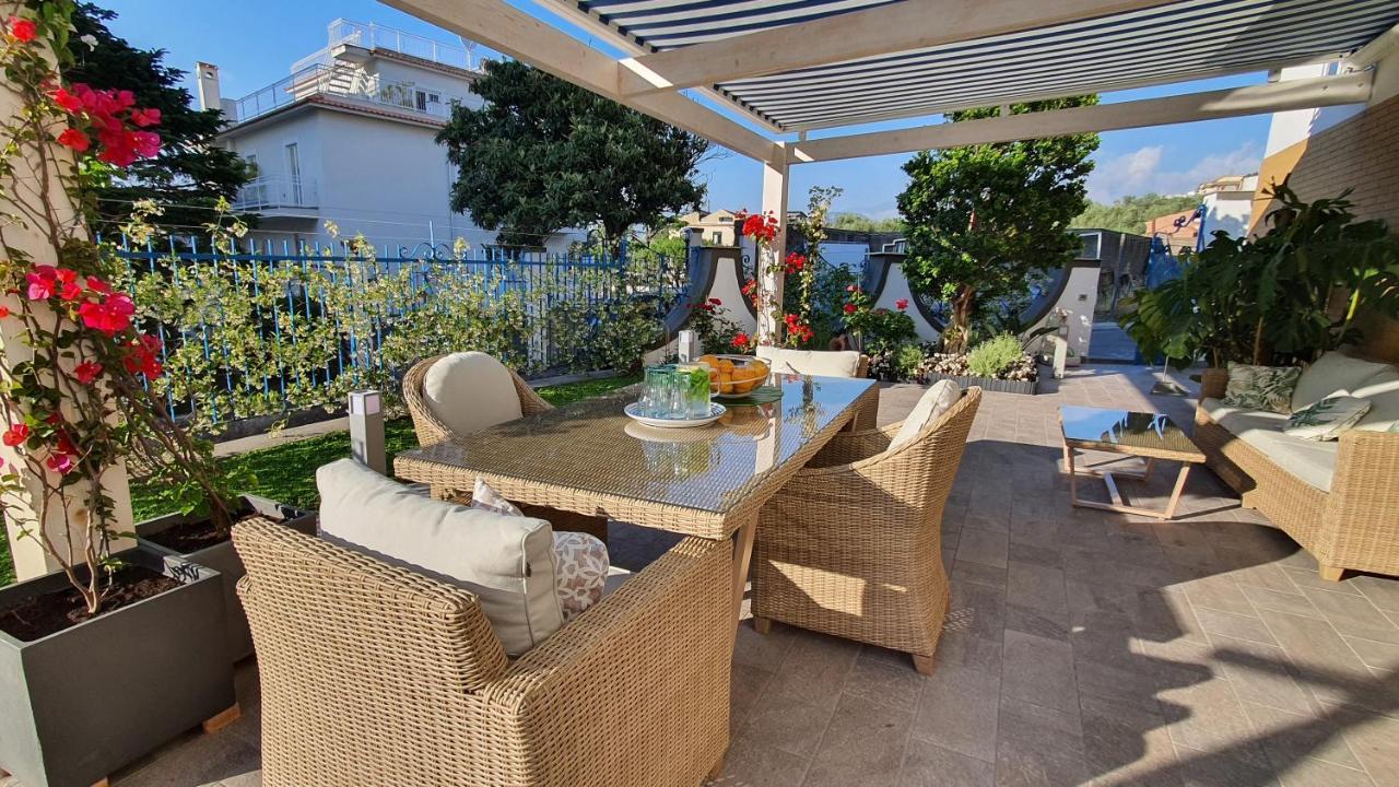 Garden * Sorrento