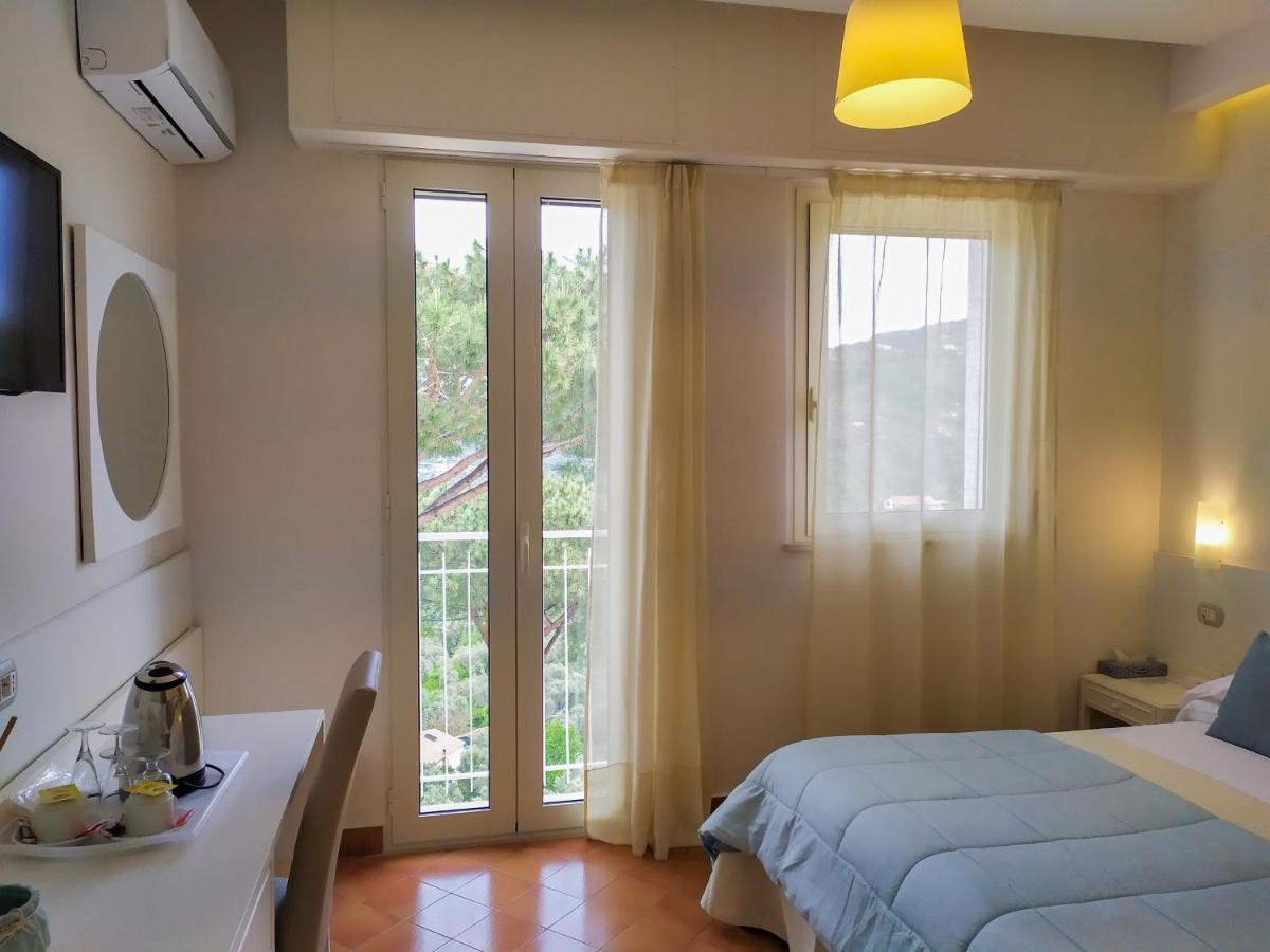 Hotel Fiorita 3*