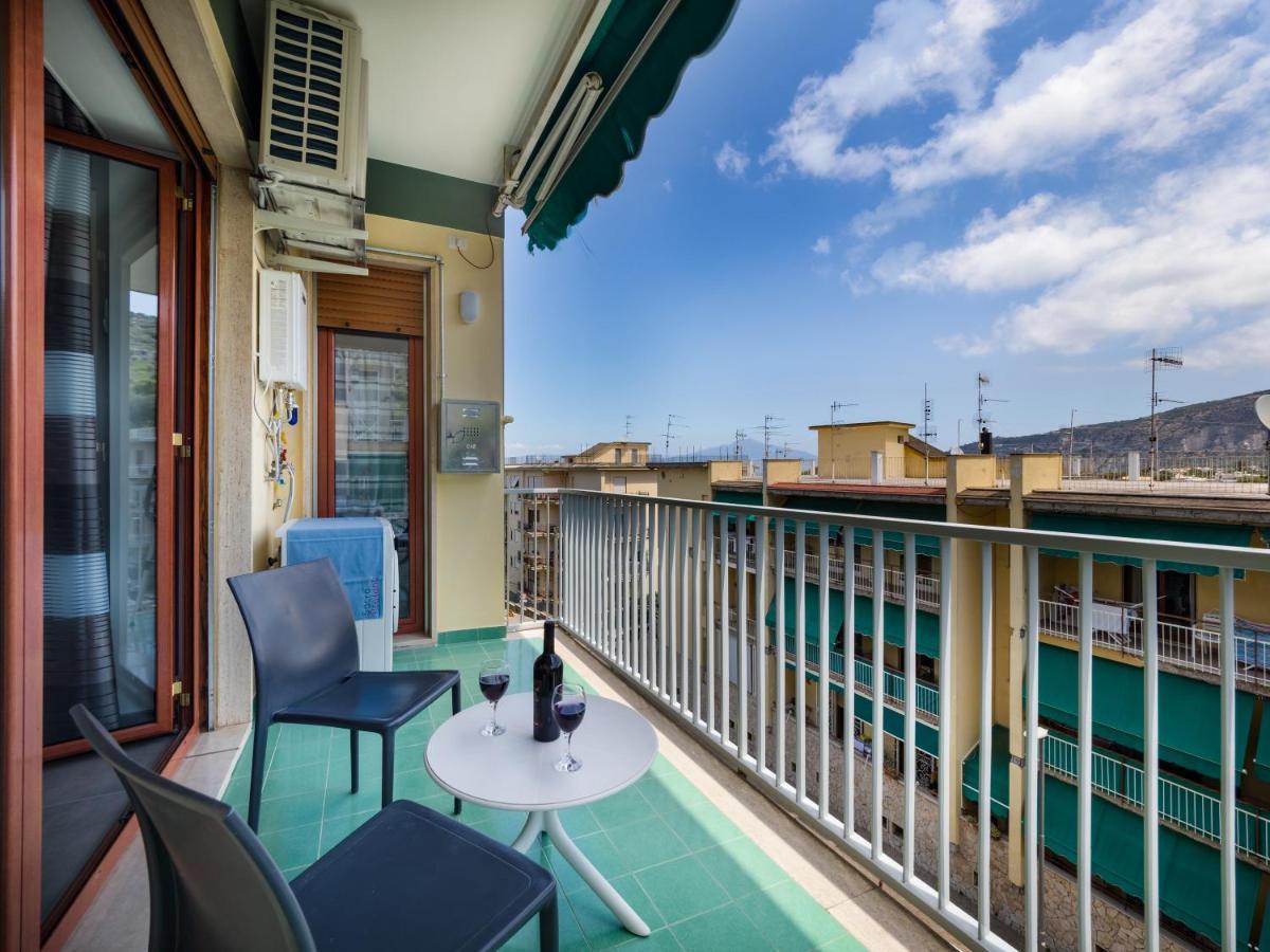 Azzurro Park - De Vivo Realty * Sorrento