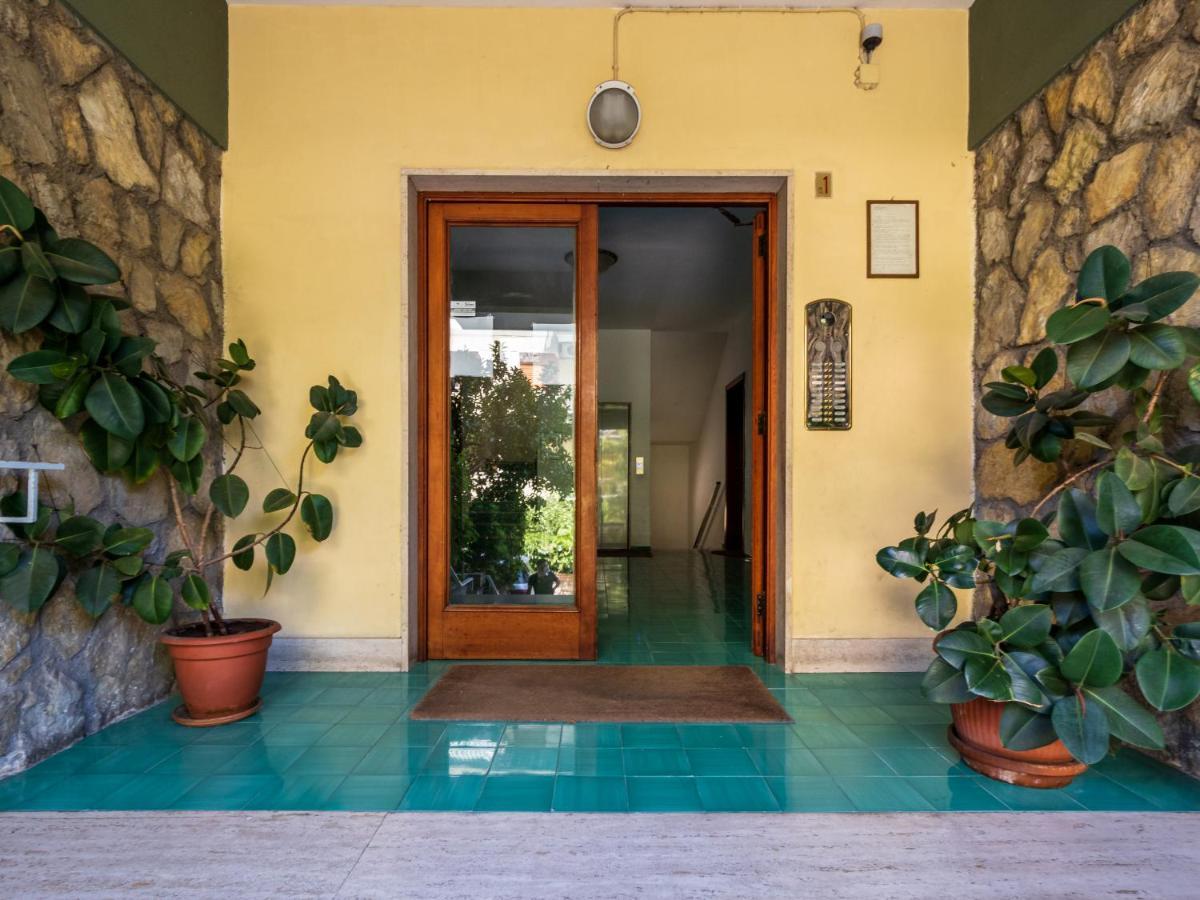 Azzurro Park - De Vivo Realty Sorrento