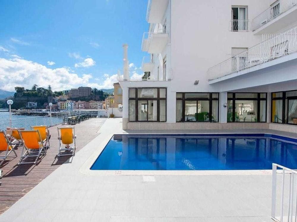 Admiral Hotel Sorrento