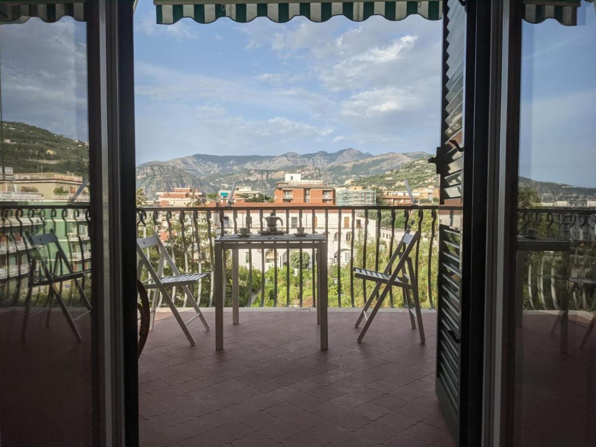 Apartment La Deliziosa Flat With Pool & Terrace