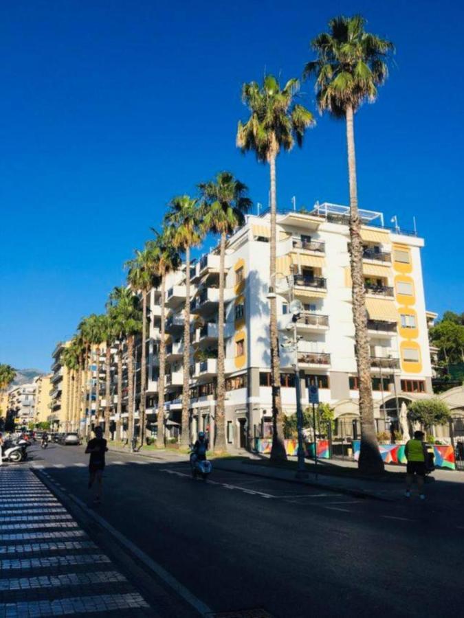 Bed & Breakfast The Place Piazza Lauro Sorrento