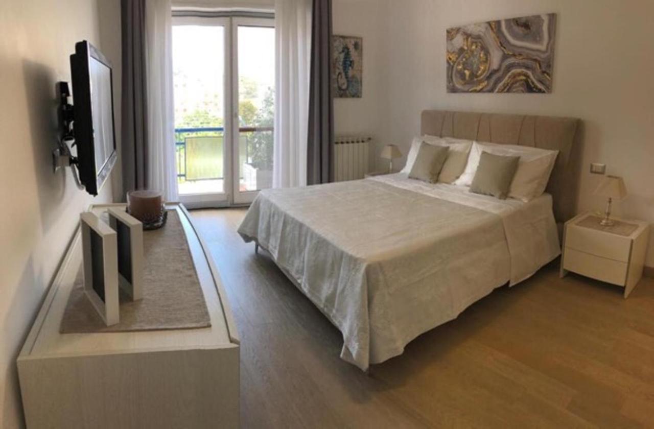 Bed & Breakfast The Place Piazza Lauro