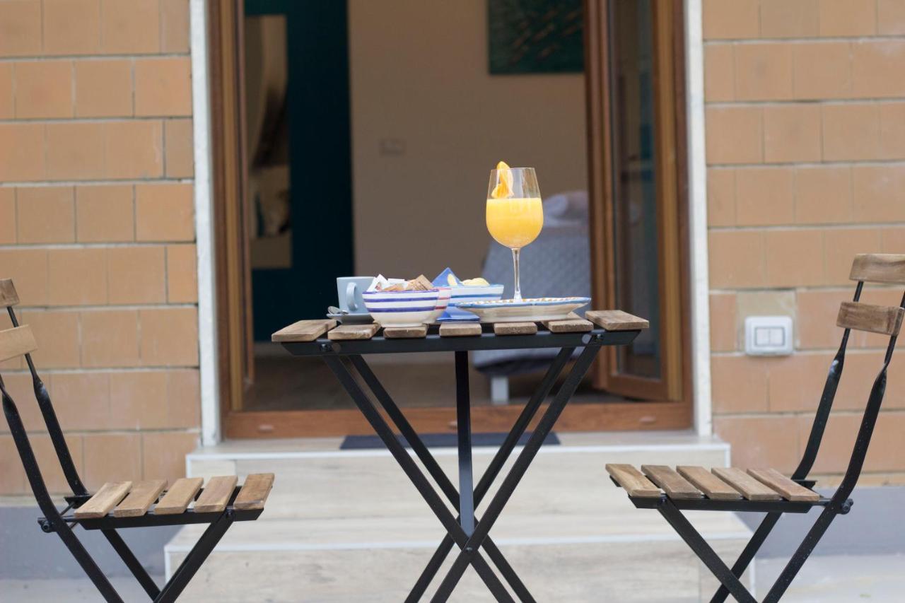 Maison Ligea Bed & Breakfast 2*