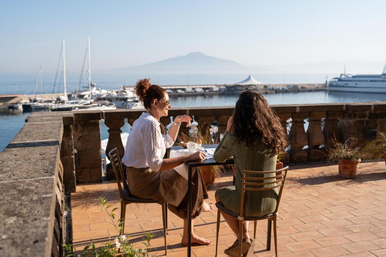 Acomodação com café da manhã  Marina Piccola 73 Sorrento