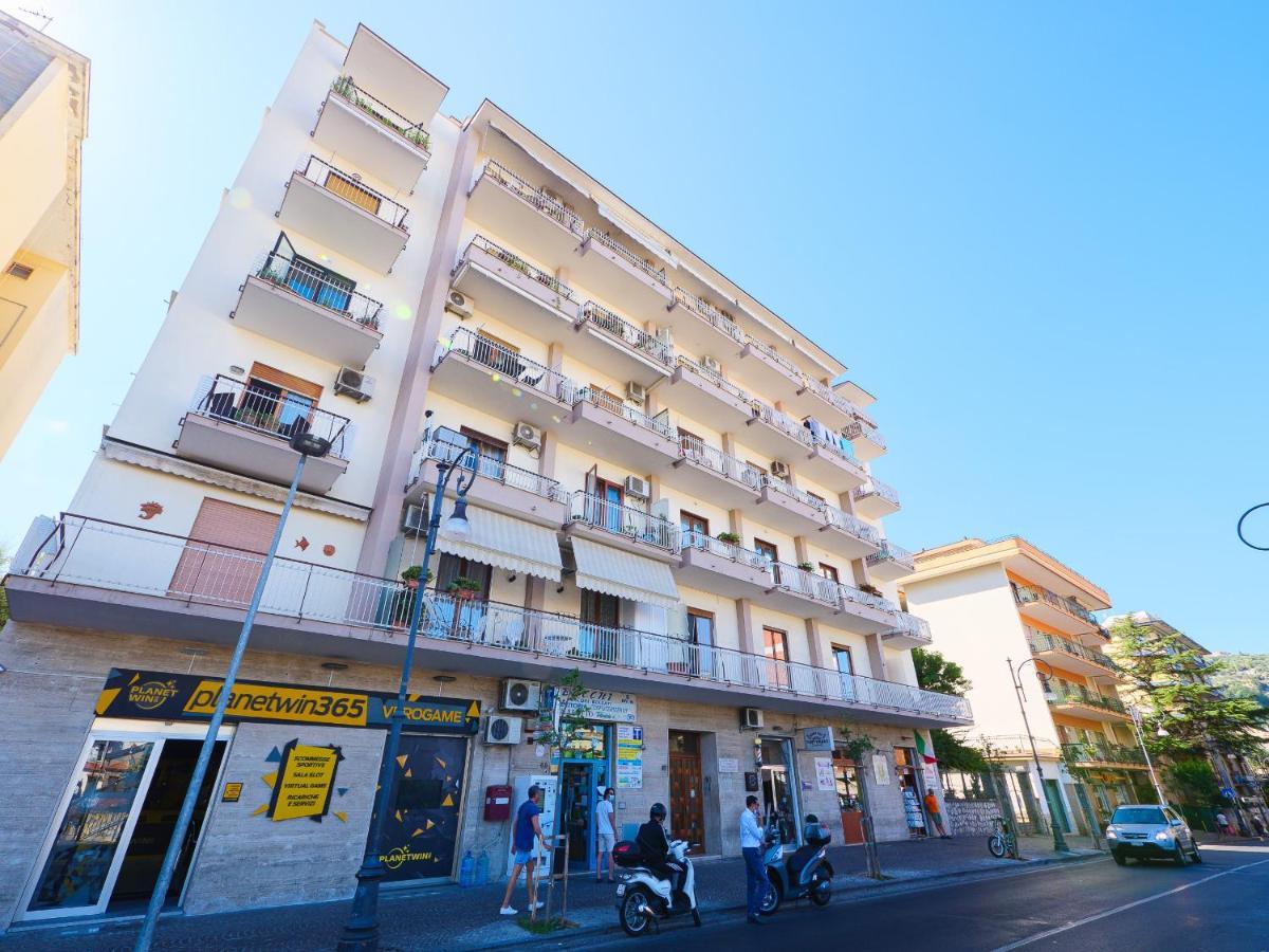Appartement Aranci 67 - Centre And Vesuvius View Sorrento