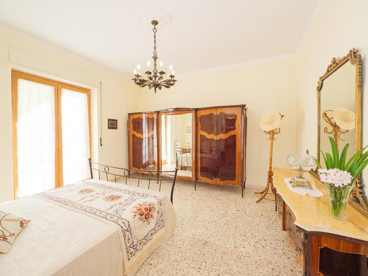 Appartement Aranci 67 - Centre And Vesuvius View Sorrento