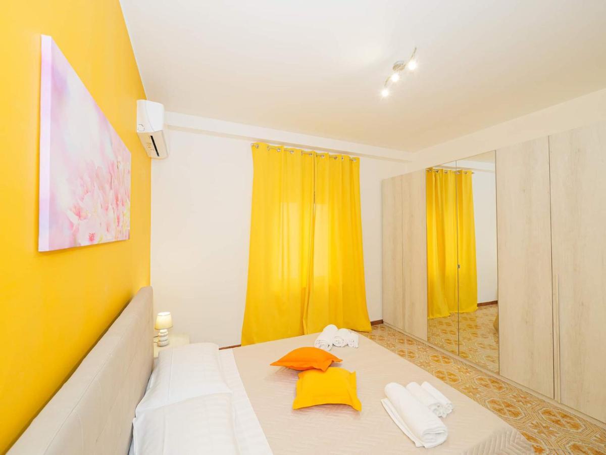 Maison Flavia Apartment *
