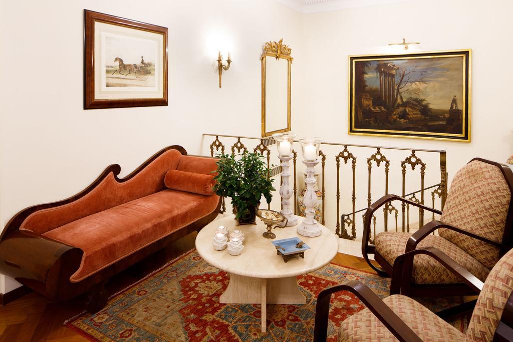 Palazzo Marziale Gasthuis 3*