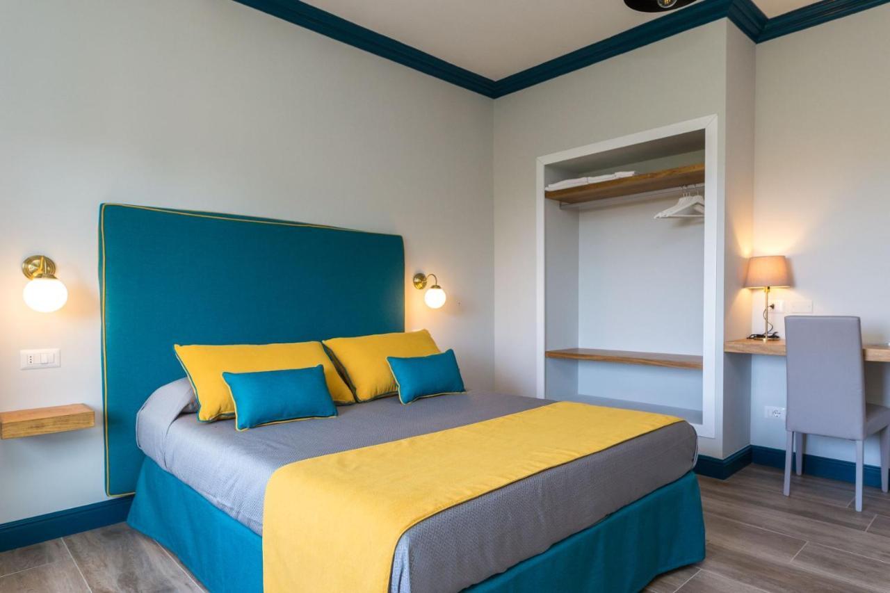 Pool&suites Sorrento