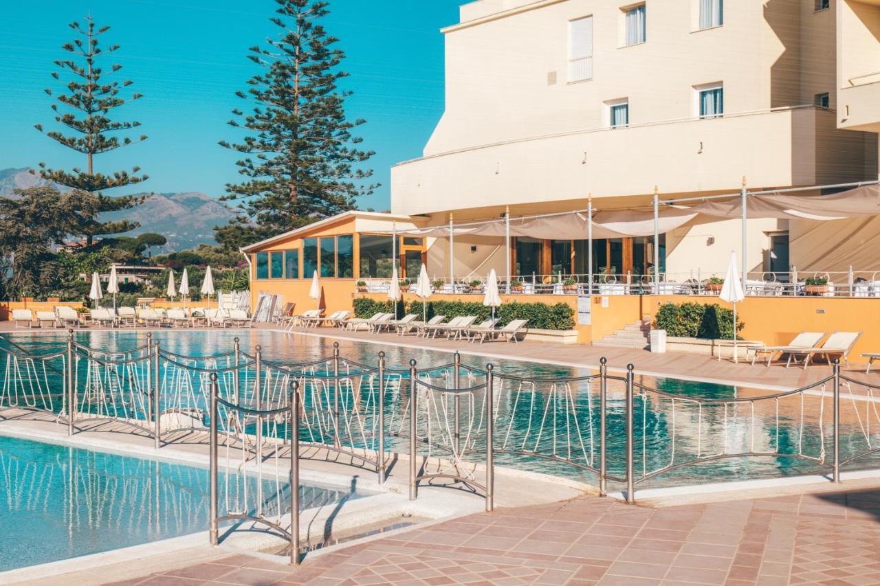 Grand Vesuvio Hotel