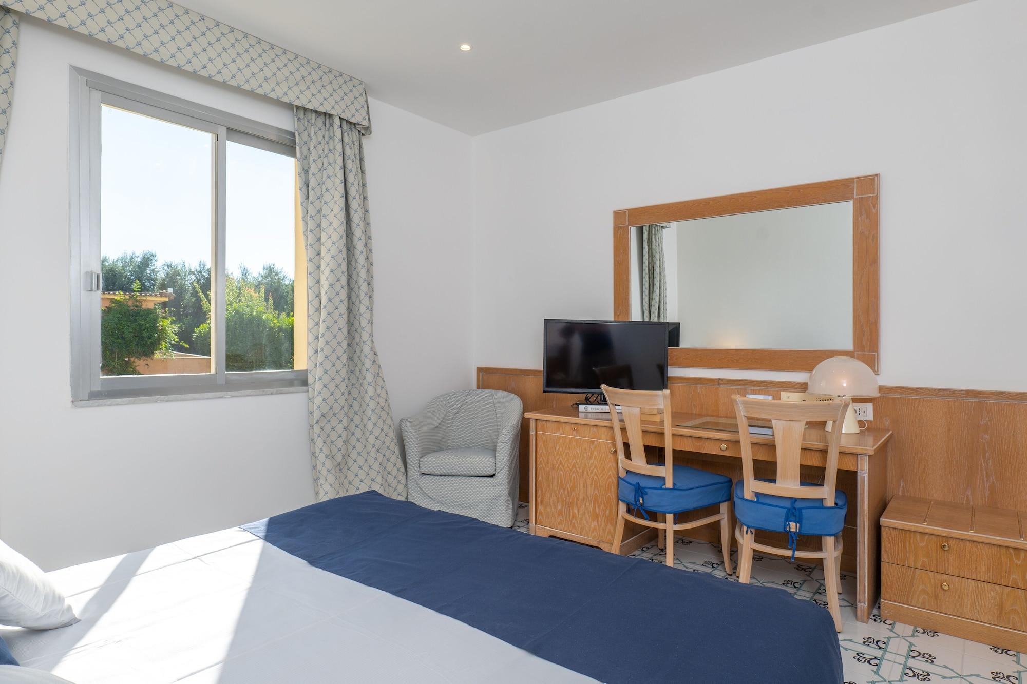 Hotel Grand Vesuvio 4*