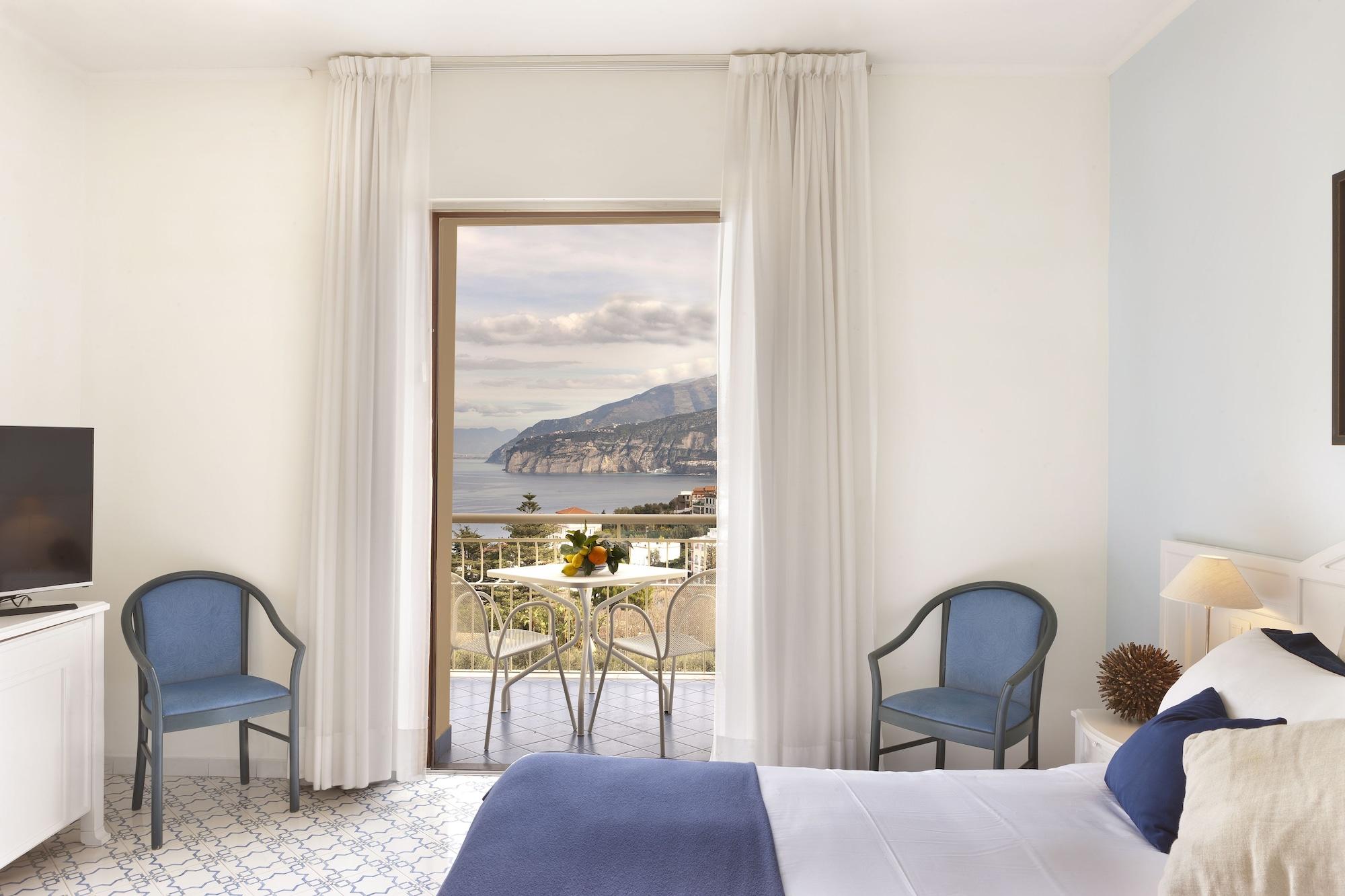 Grand Vesuvio Hotel