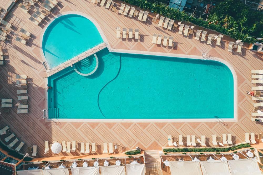 Grand Vesuvio 4*
