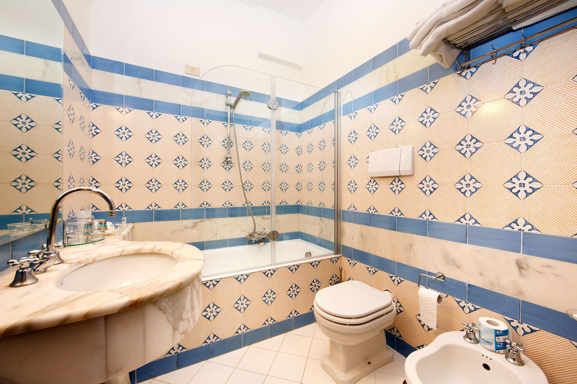 Johanna Park Hotel 4*