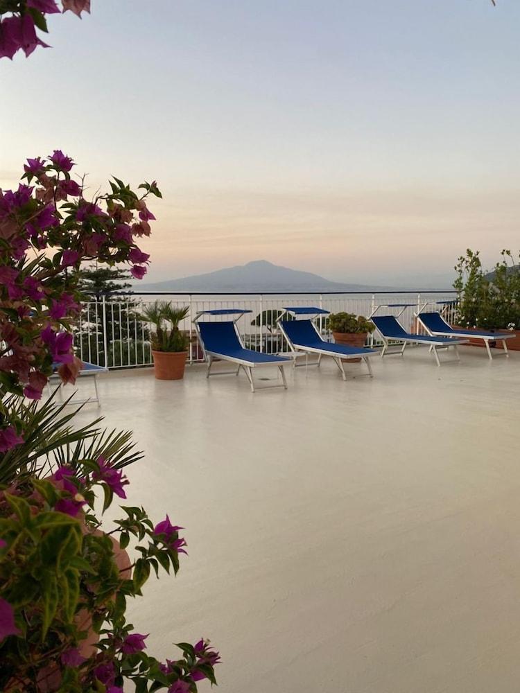 Hotel La Meridiana 3*
