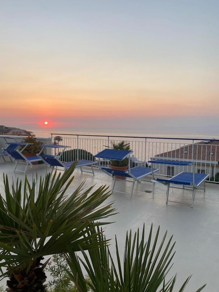 La Meridiana Hotel