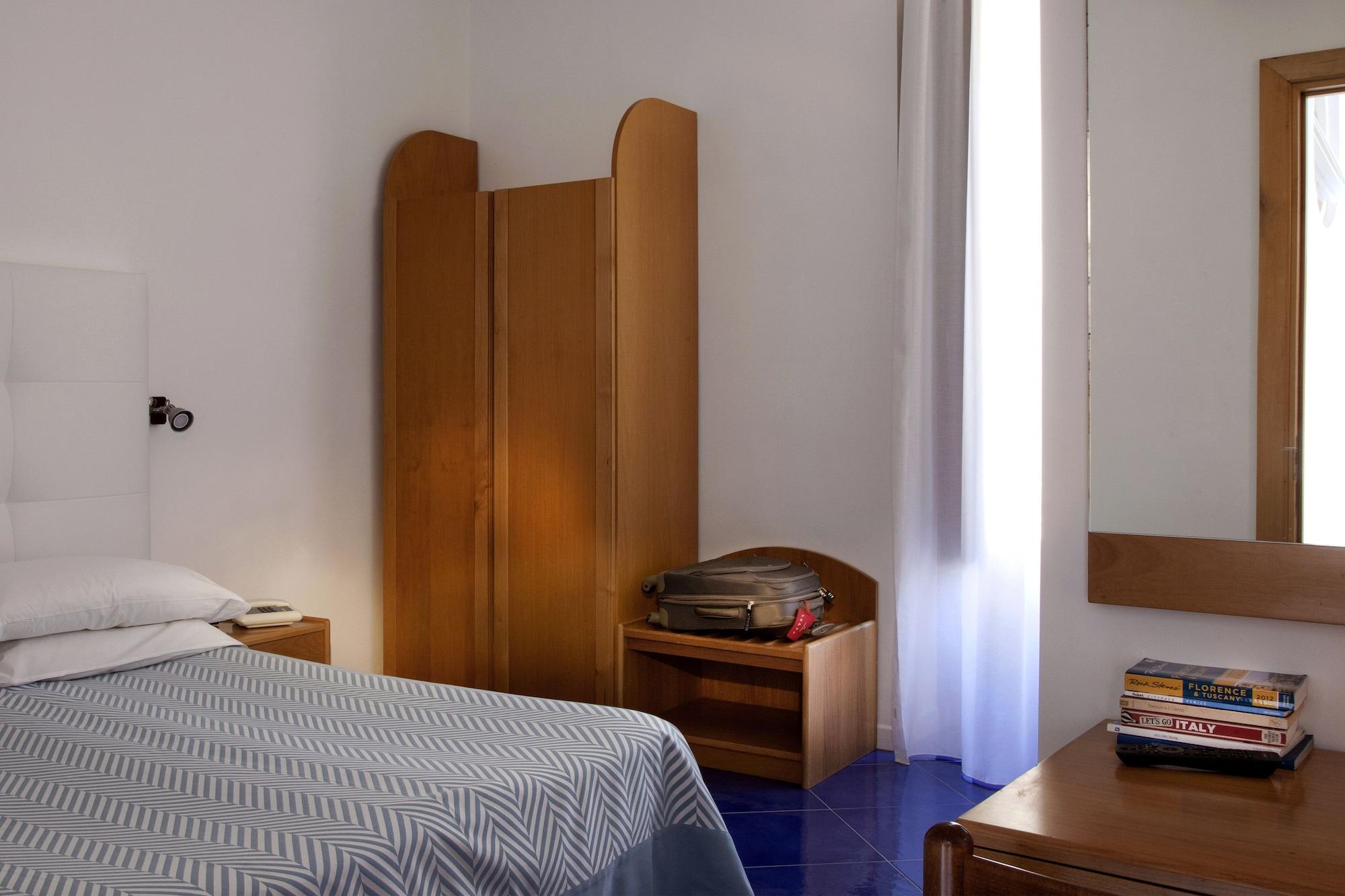 Hotel Del Corso 3*
