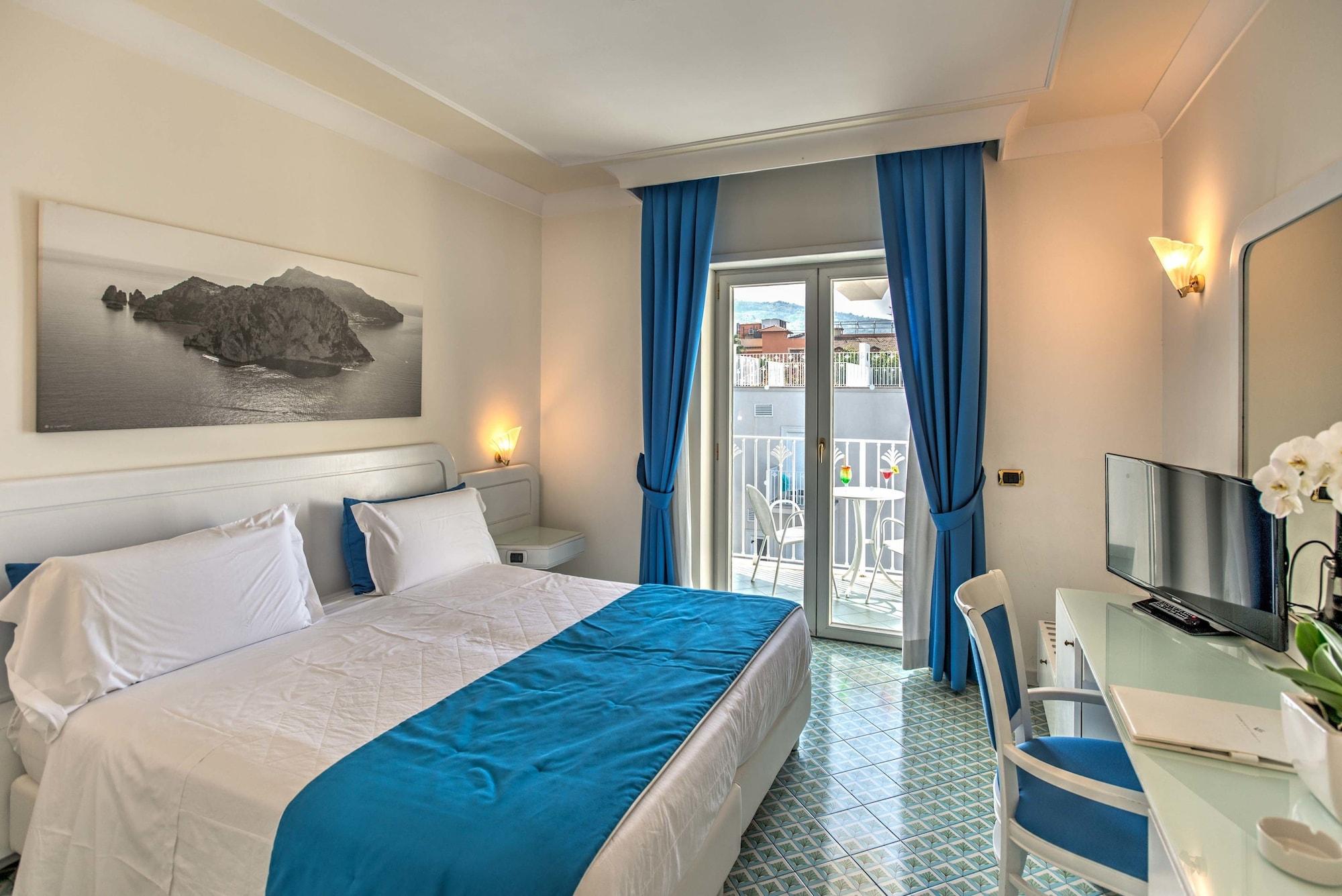 Grand Riviera