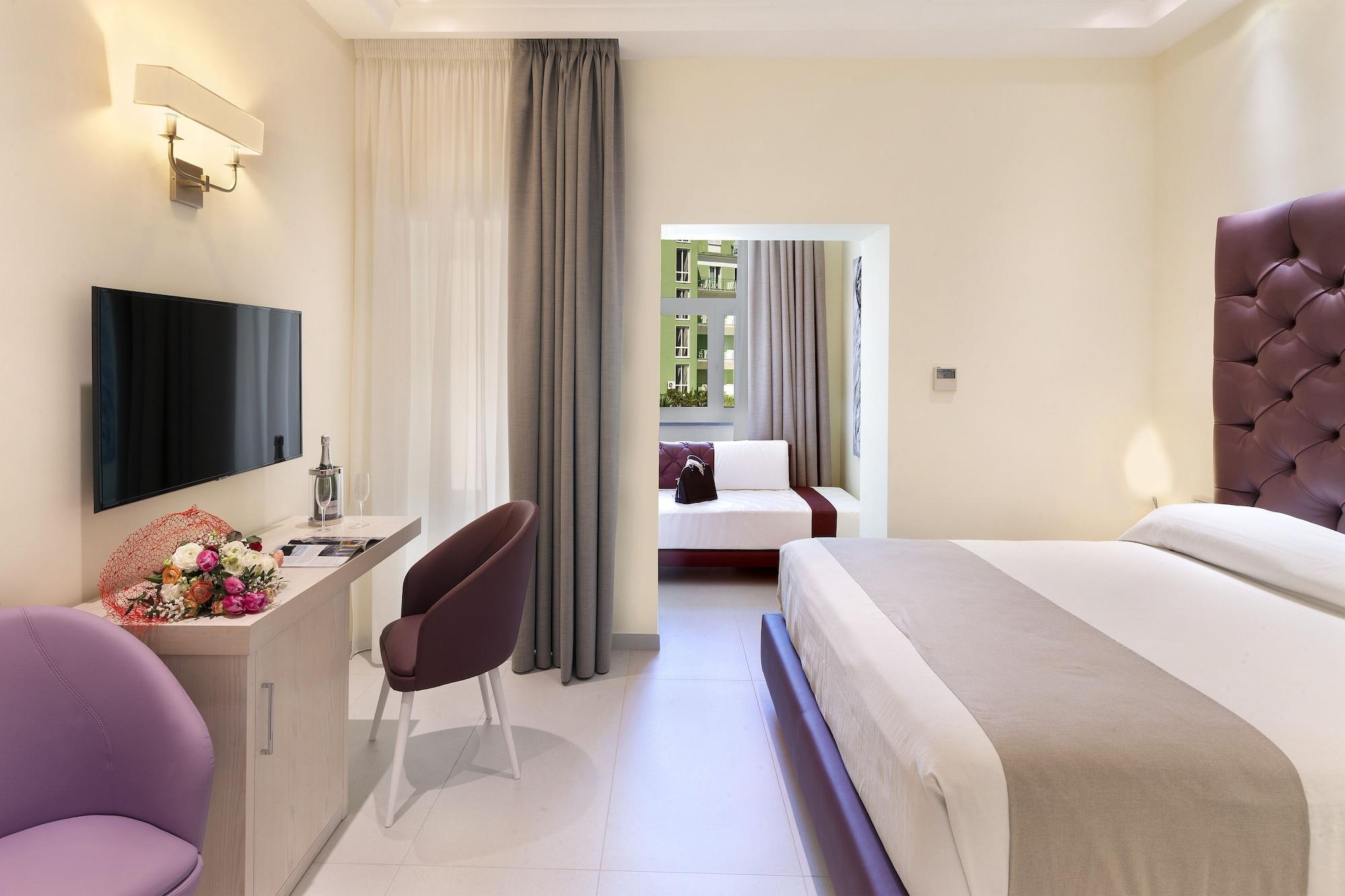 Bed & Breakfast Palazzo Tritone & Abagnale 3*