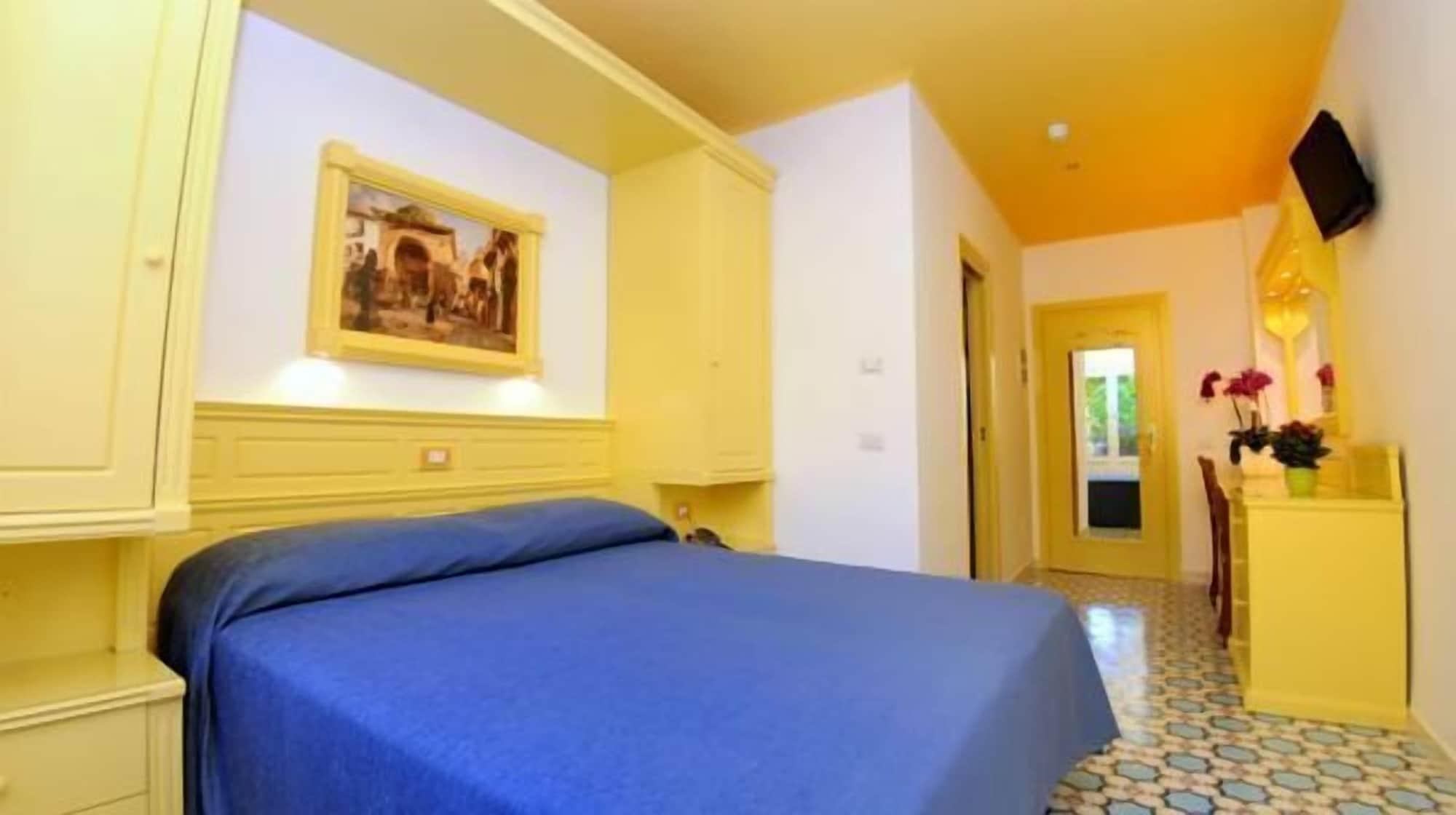 Astoria Hotel