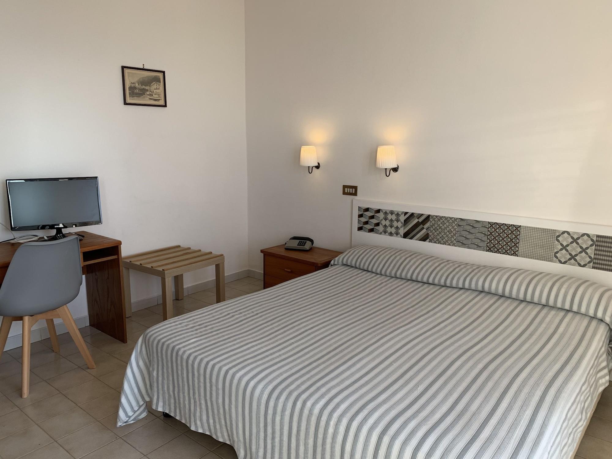 Hotel Dania 3*