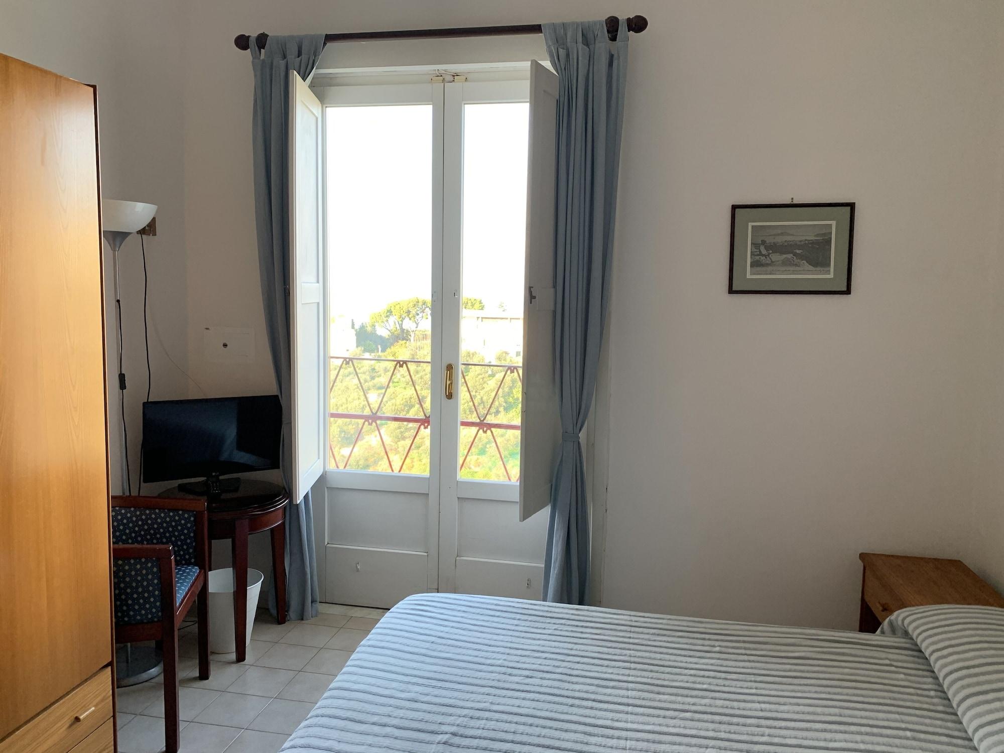 Dania Hotel