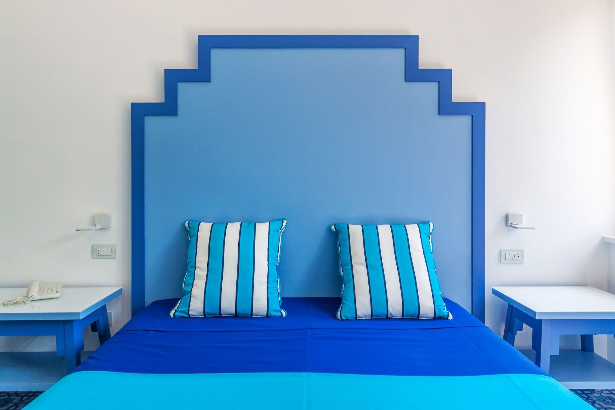 Mignon Meuble 3*