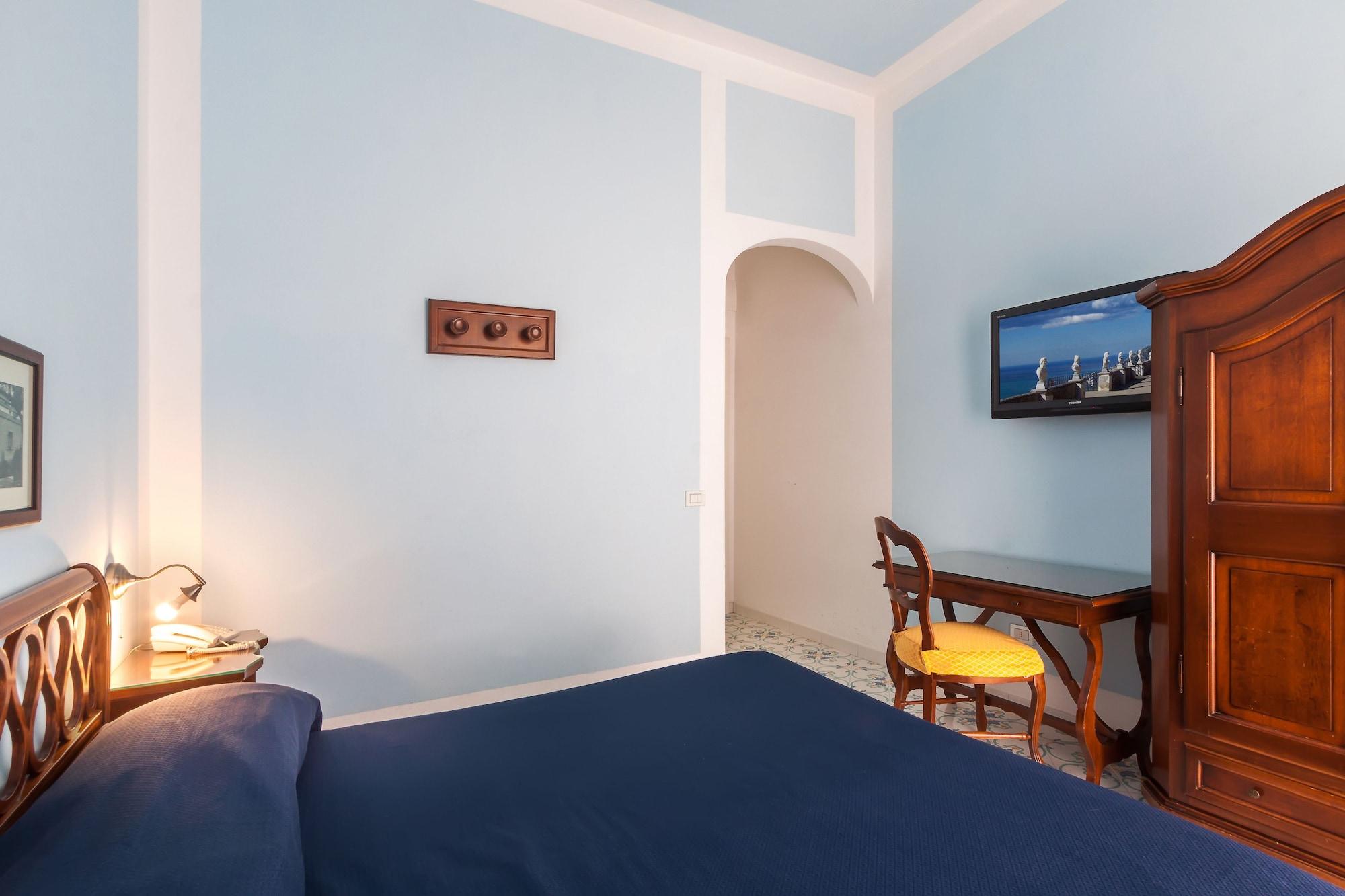 Mignon Meuble Hotel