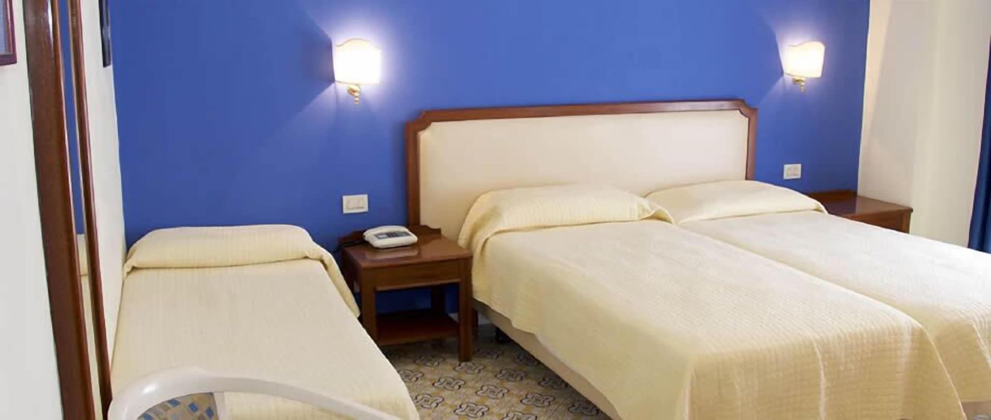 Tirrenia Hotel