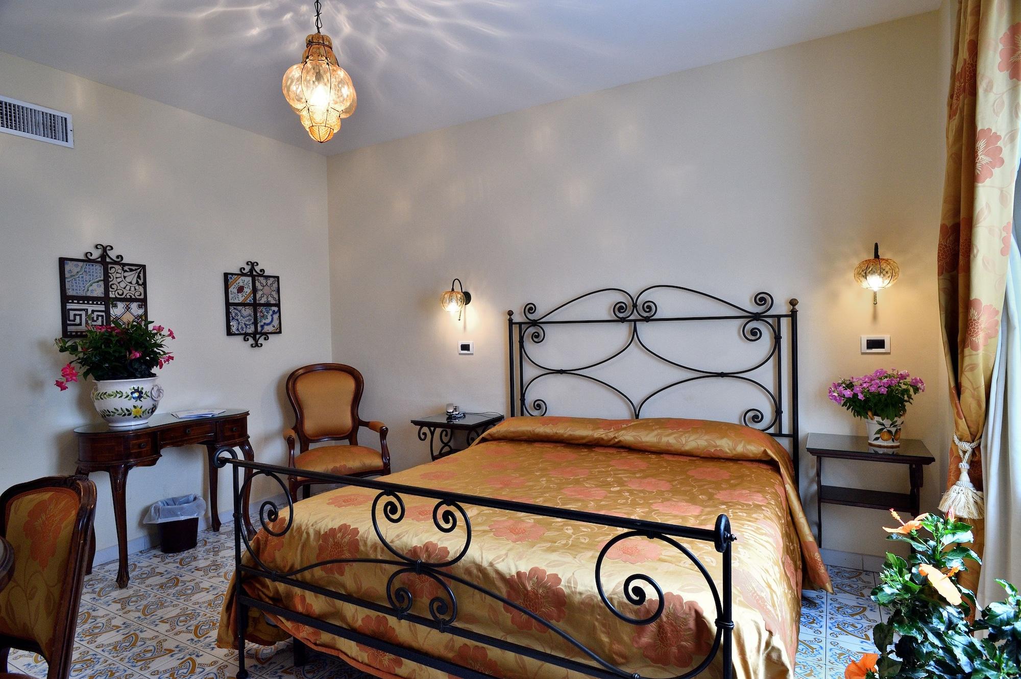 La Tonnarella Hotel 4*