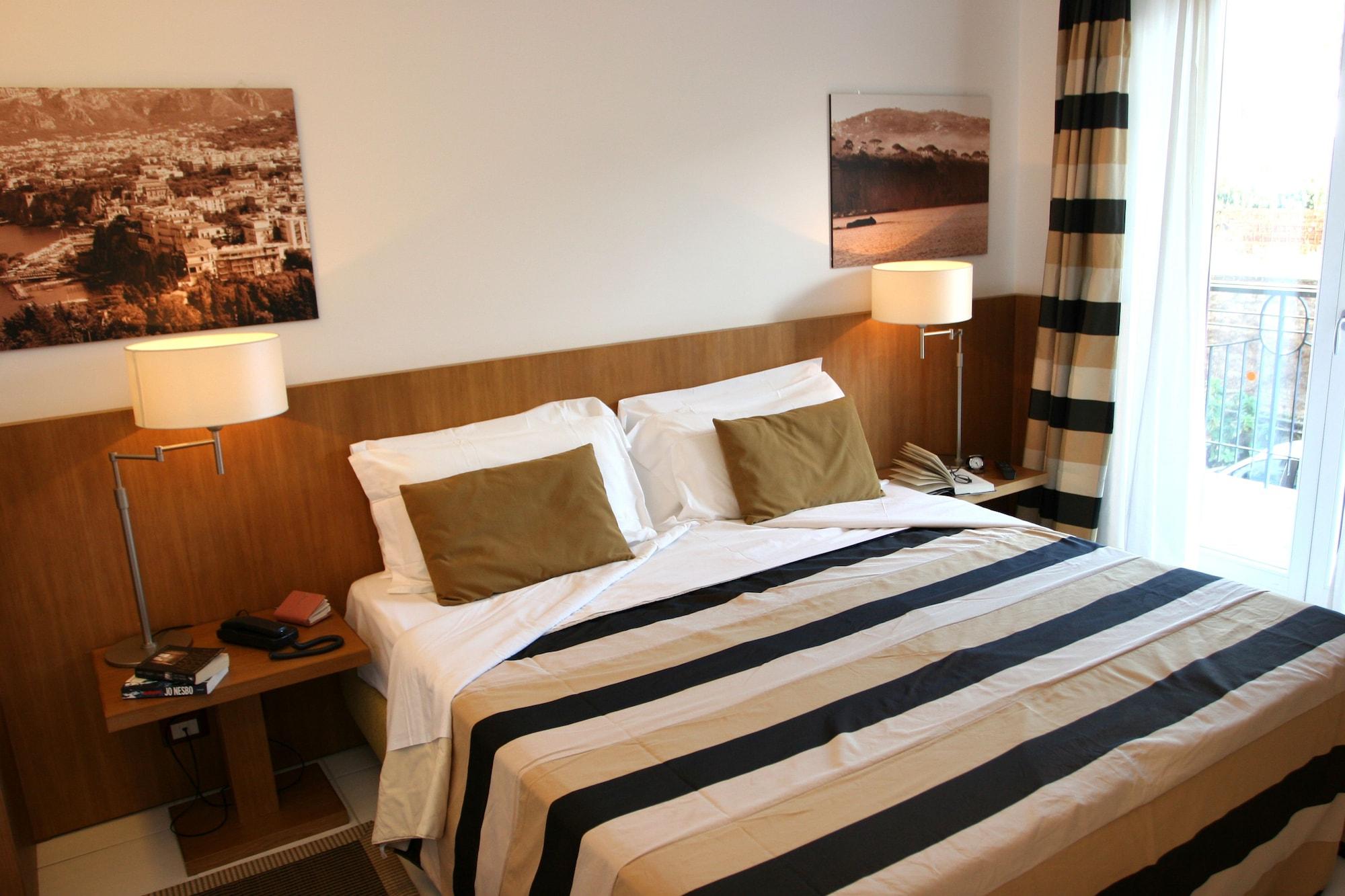 Aparthotel Rota