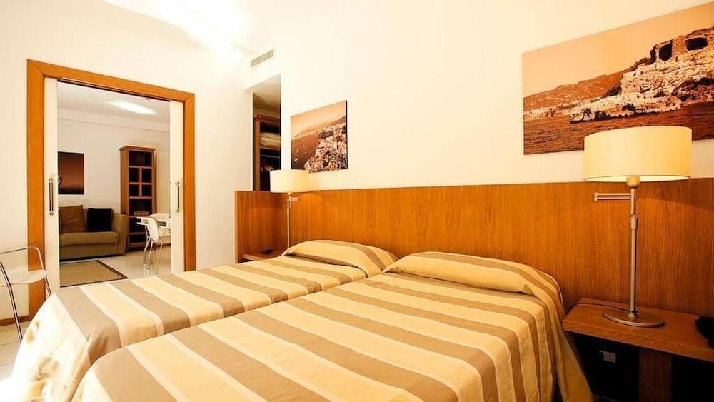 Rota 4*