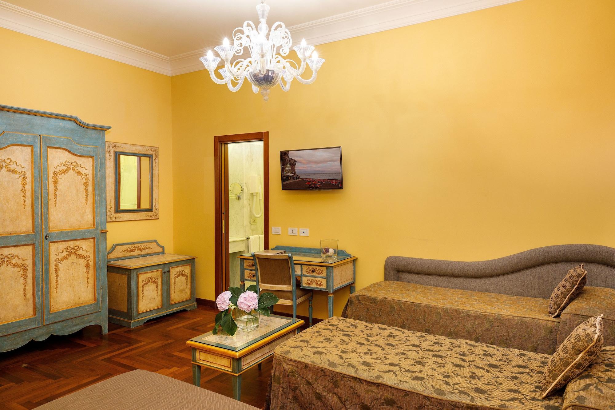 Palazzo Guardati Hotel