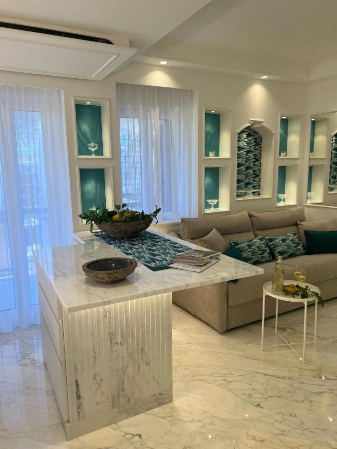 Maison Lady Claudia Luxury Apartment *