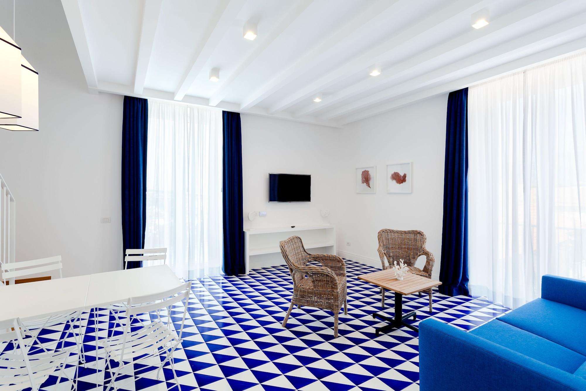 Maison Blu - Intimate 2*