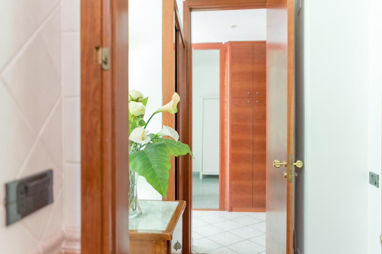 Aquamarine - City Center Apartment *