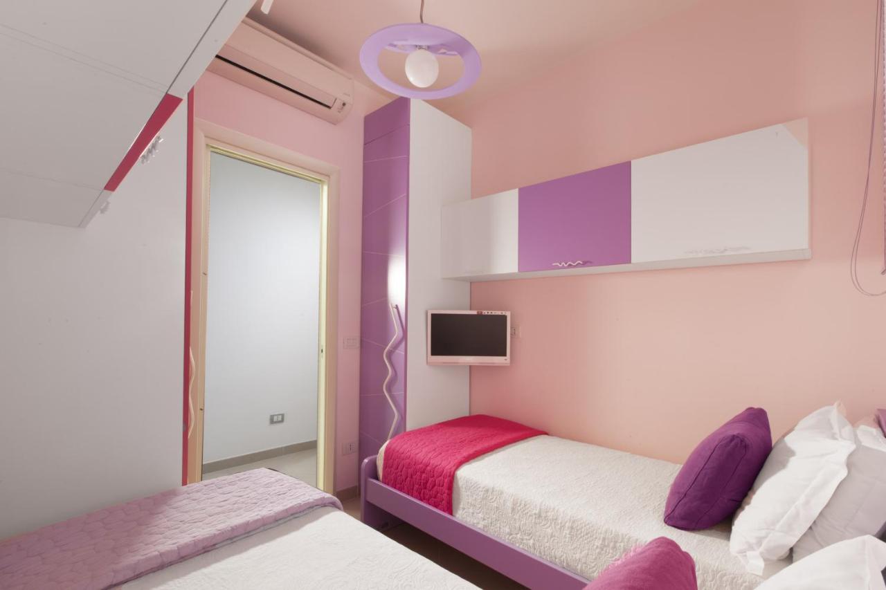 Estate4home - L'onda Viola Appartement *