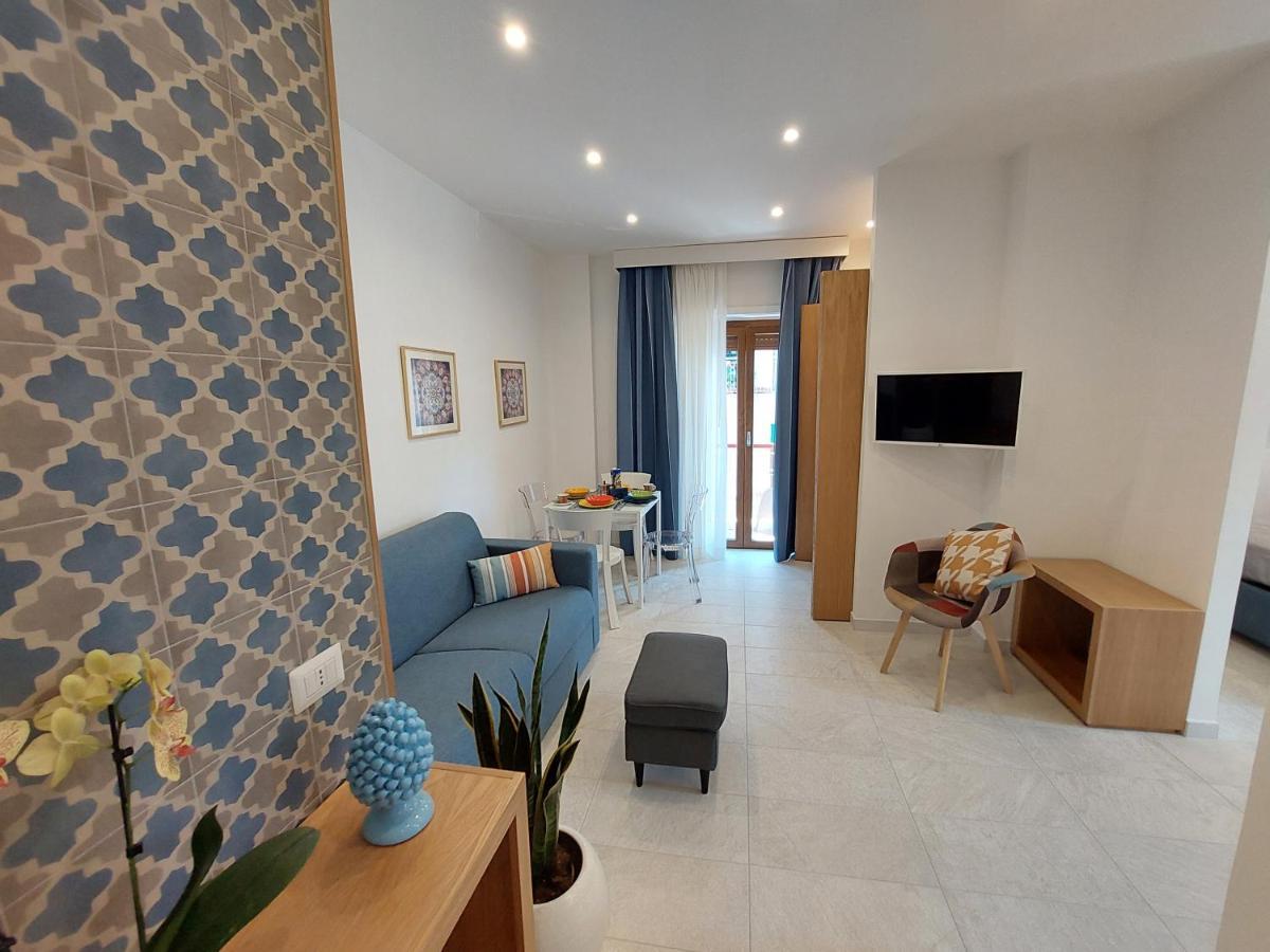 Mistral Luxury