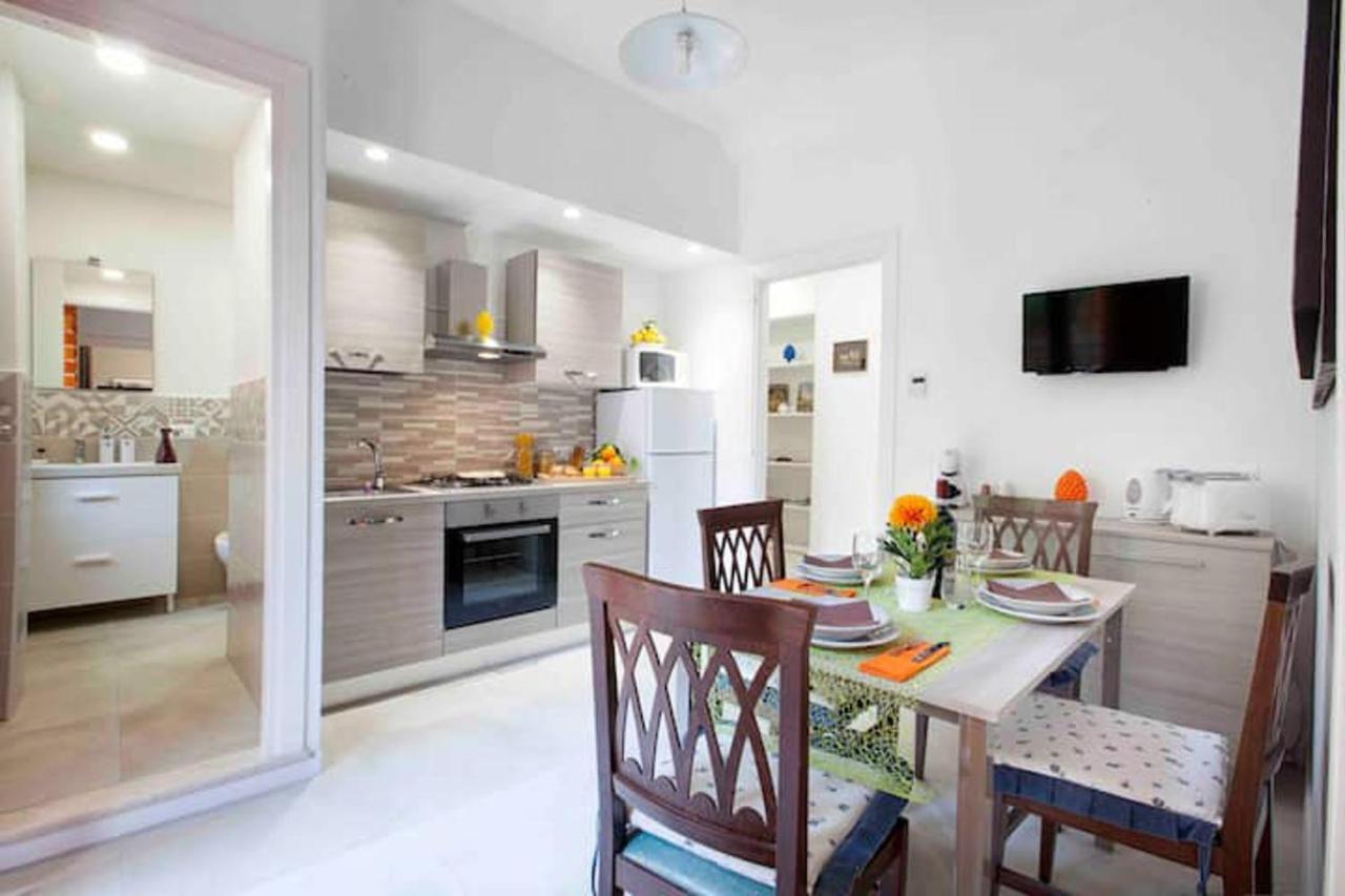 Mahal Kita Lovely 6-bed In *
