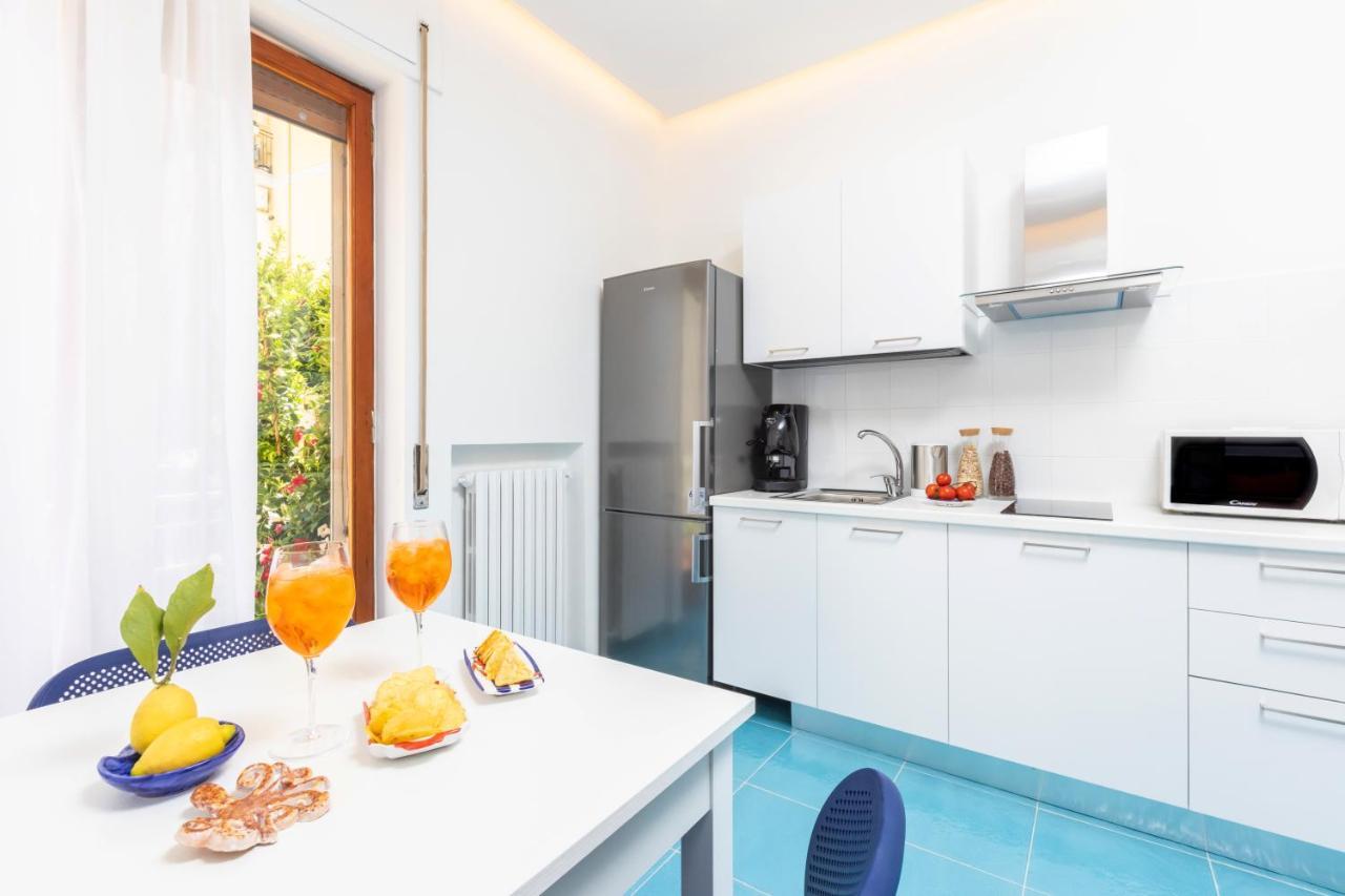 Yourhome - Blu Oltre *