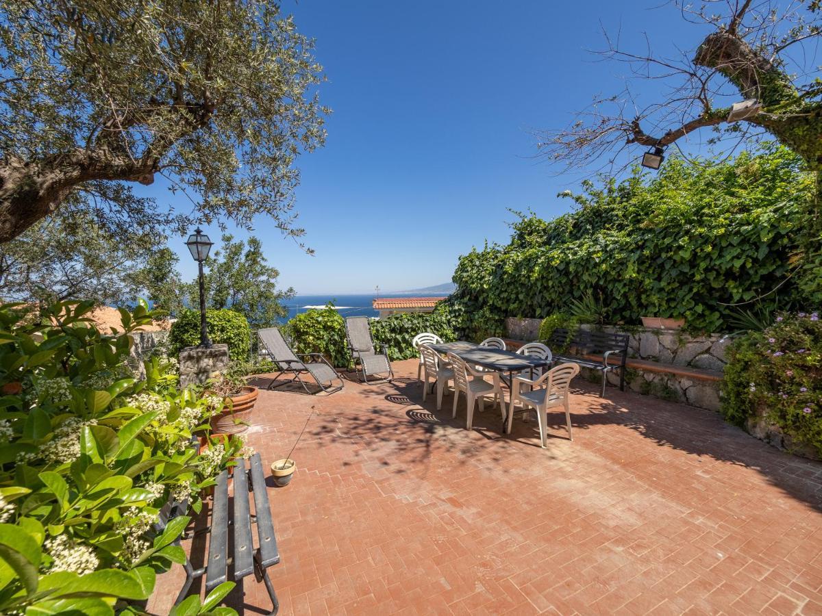Ulivi Apt Holiday home