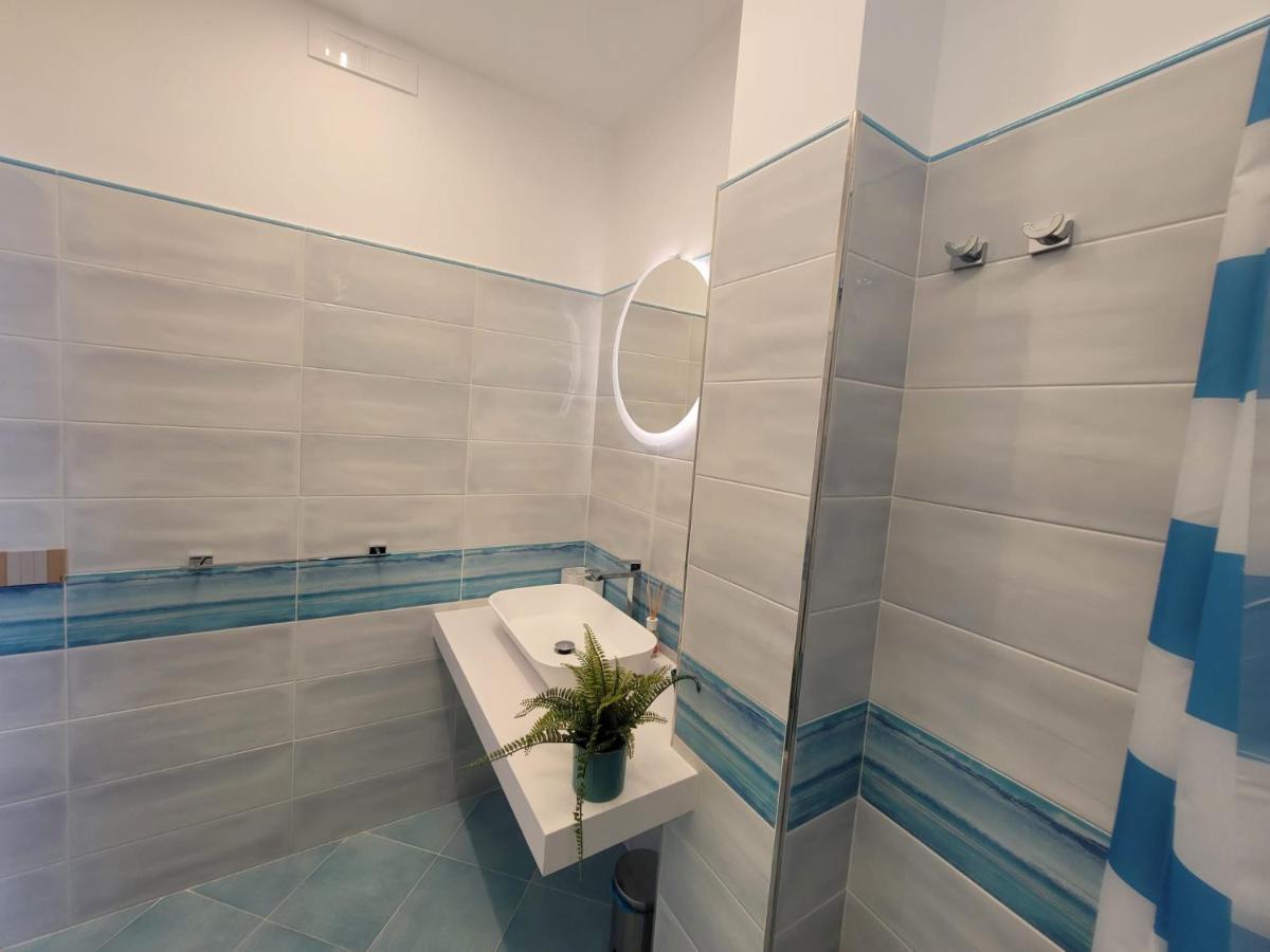 Sara Luxury 3