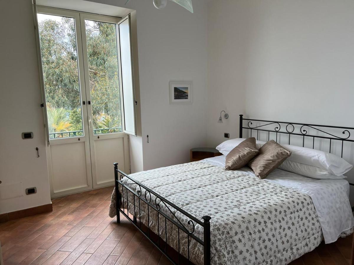 Casa Mariva Vicino Al Mare A Apartment Sorrento