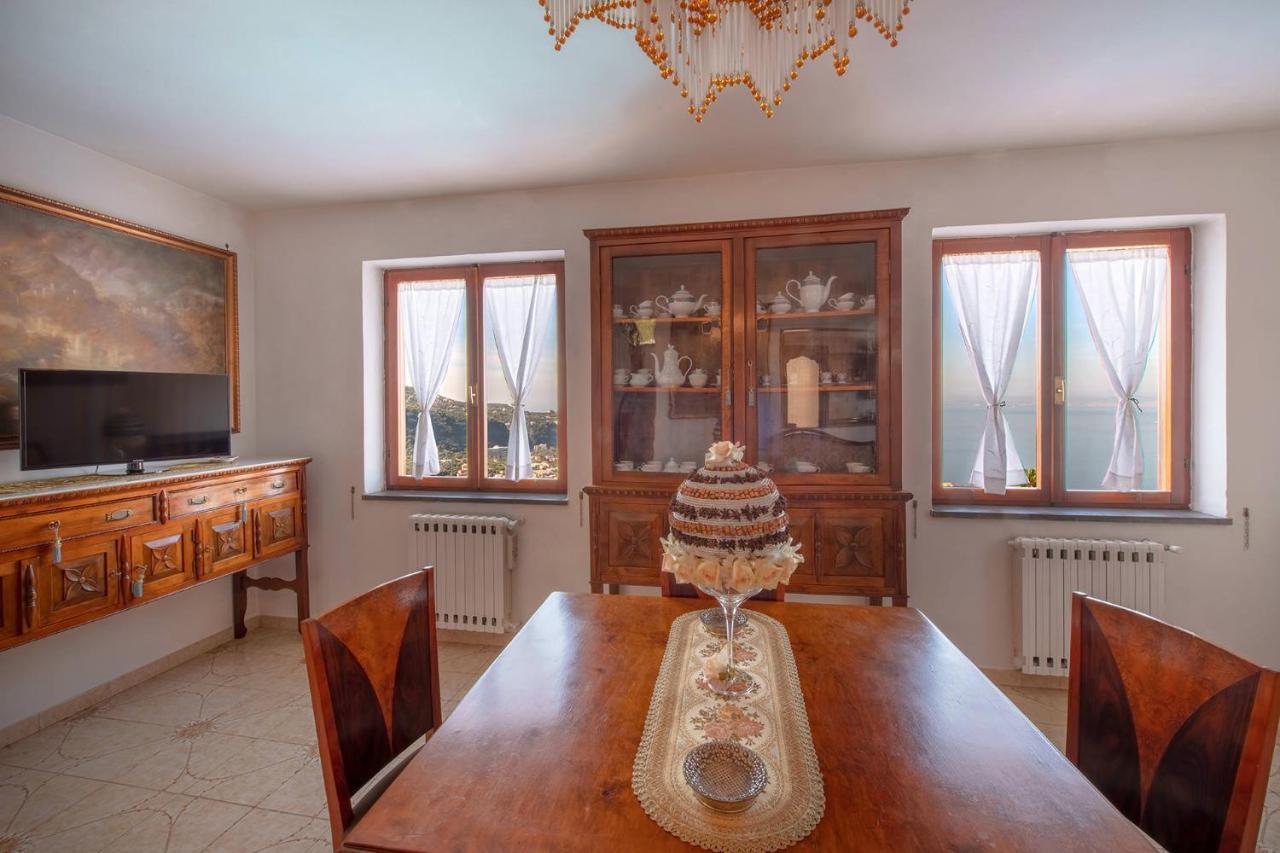 Villa Miramare *