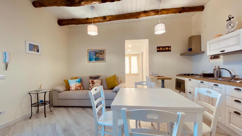 Annare, Casa Al Mare, Casa Al Mare